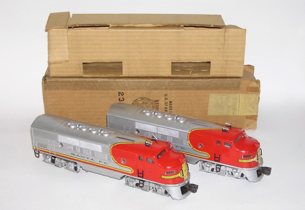 Lionel Postwar 2343 Santa Fe F3 Diesels AA Units 1952 ONLY OB