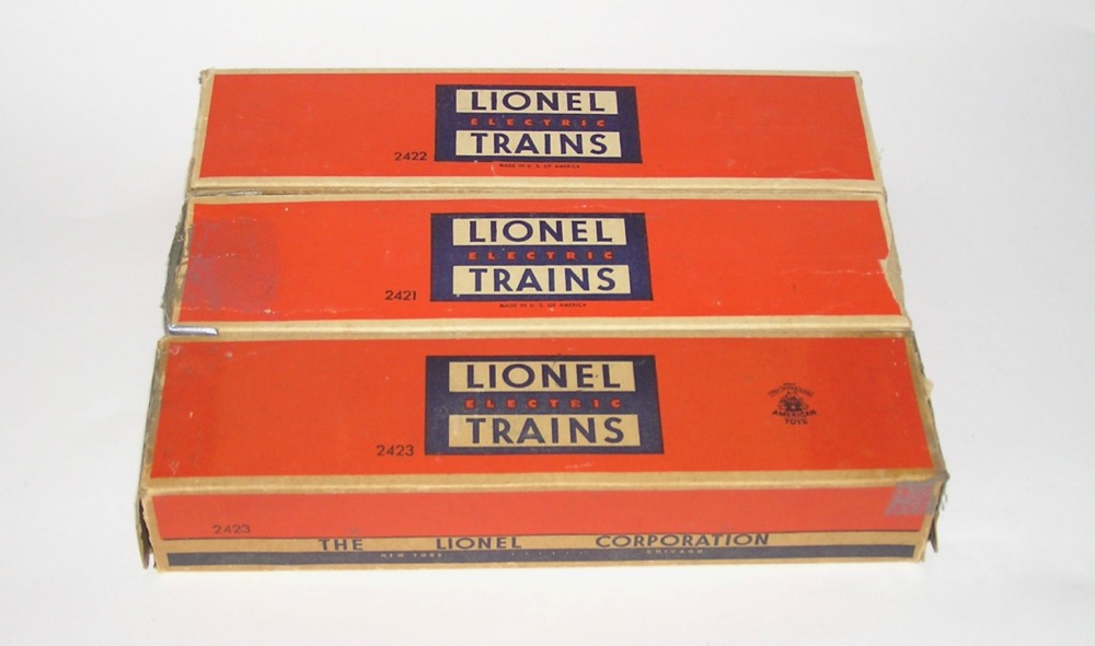 Nice Set Of 3 Lionel Passenger Cars 2421 2422 2423 BOXES   P11107314 