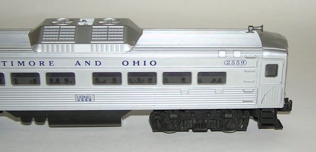 High Grade Lionel No. 2559 Postwar B&O RDC Budd Passenger Car w/BOX 