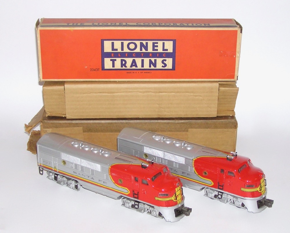 Lionel Postwar 2343 Santa Fe F3 Diesels AA Units 1952 ONLY OB