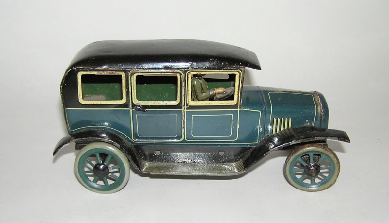 Two Tone Sedan Gebruder Bing German Tin Sedan Clockwork